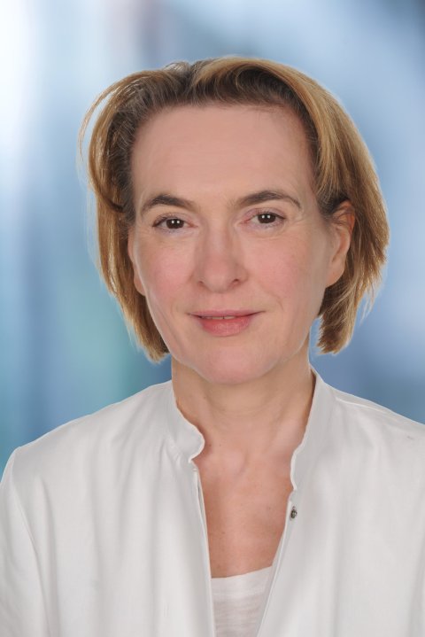 Portraitfoto von Prof. Dr. Christiane Kuhl