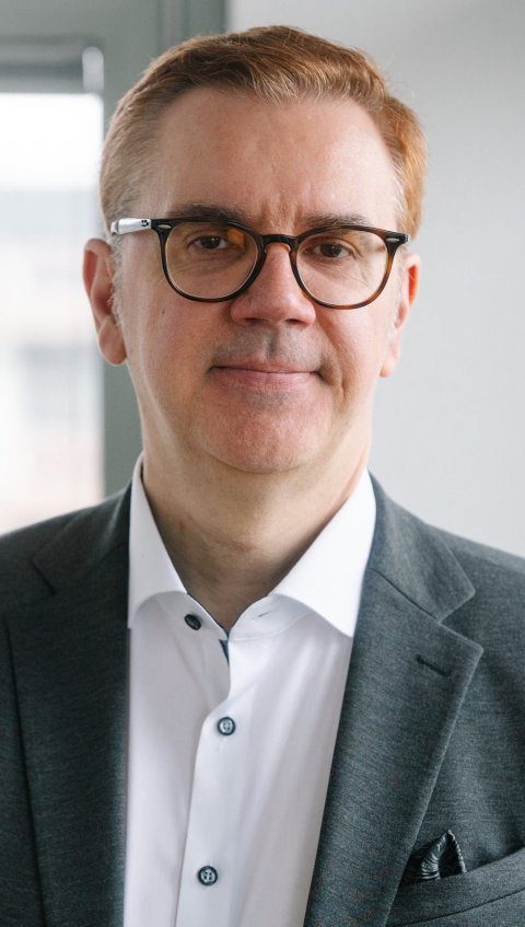 Portraitfoto von Prof. Dr. Christian Klaes