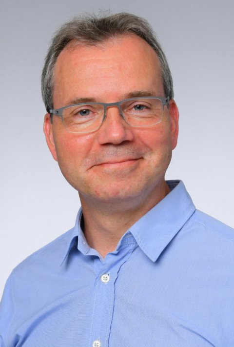 Portraitfoto von Dr. Alexander Klimka