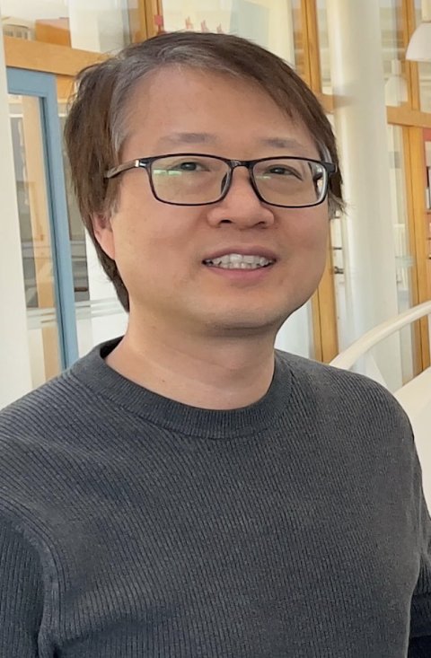 Portrait photo of Jiangming Sun