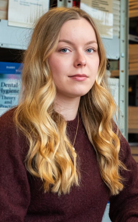 Portrait photo of Laura Lõo