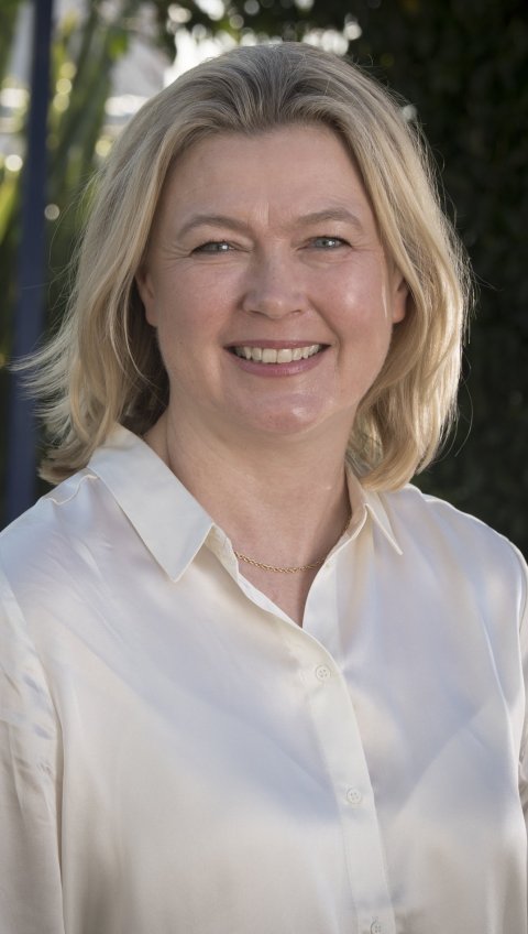 Portraitfoto von Dr. Anna-Karin Edstedt Bonamy