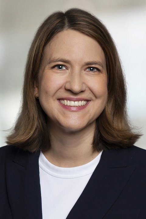 Portraitfoto von Sarah Bäumchen