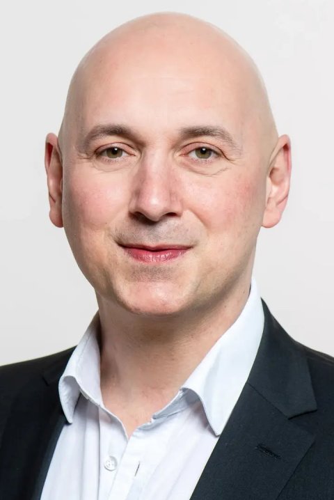 Portrait photo of Prof. Orkan Okan
