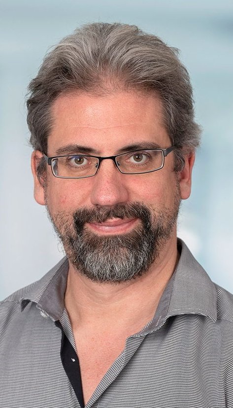 Portraitfoto von Prof. Sven Zenker