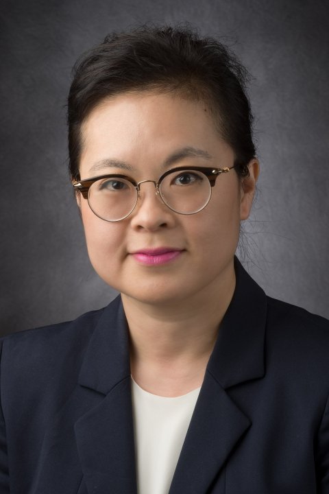 Portrait photo of Betty Kim