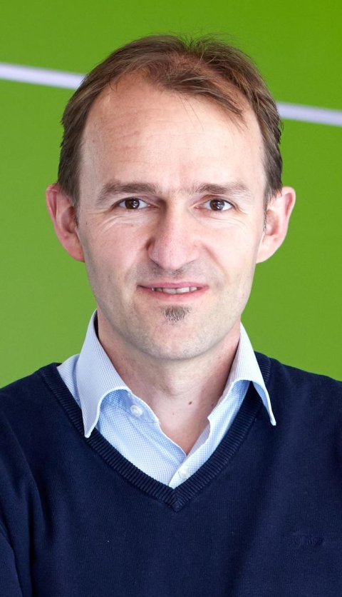 Portraitfoto von Dominik Paquet