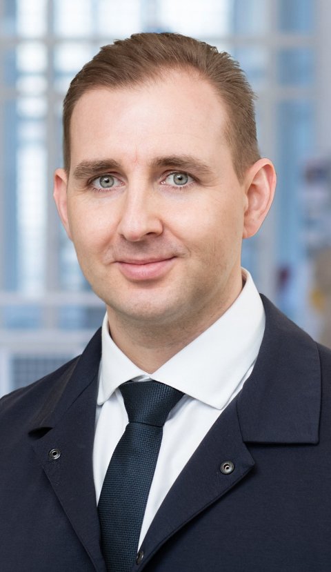 Portraitfoto von PD Dr. Johann Matschke