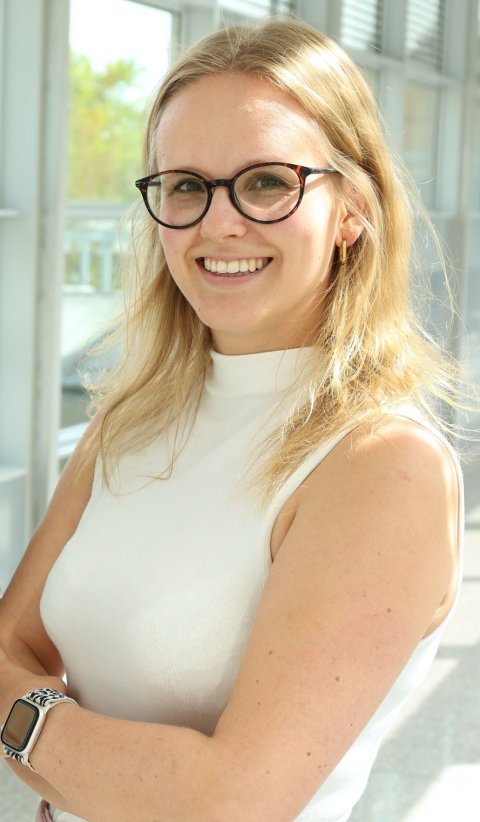 Portraitfoto von Hannah Wein