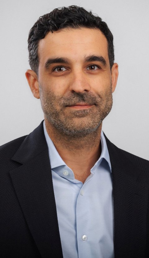 Portraitfoto von Prof. Dr. Rawa Arif