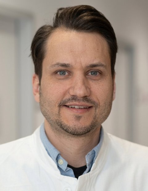 Portraitfoto von PD Dr. rer. nat. Torben Knuschke
